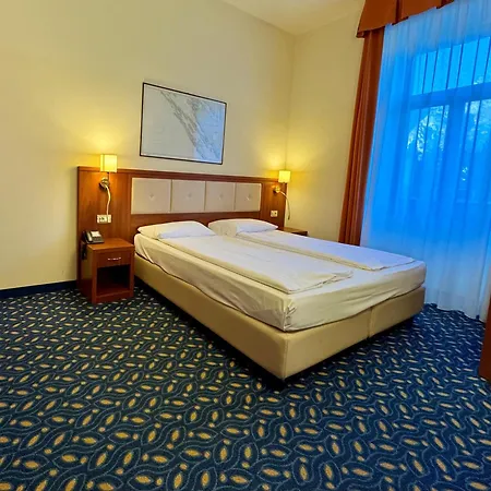 Benaco Szálloda Torbole Sul Garda
