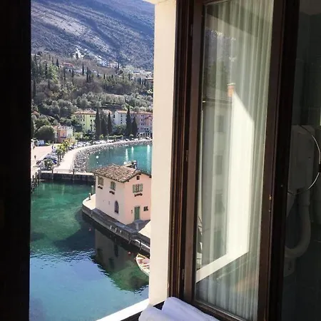 Benaco Szálloda 3*