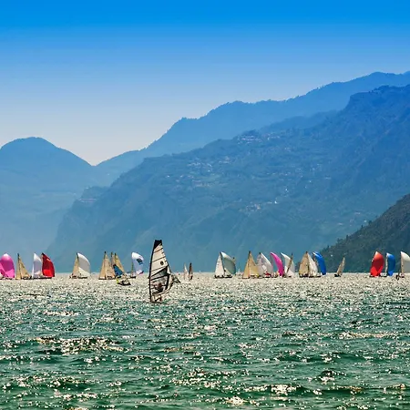 Szálloda Benaco 3*