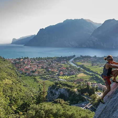 Benaco Szálloda Torbole Sul Garda